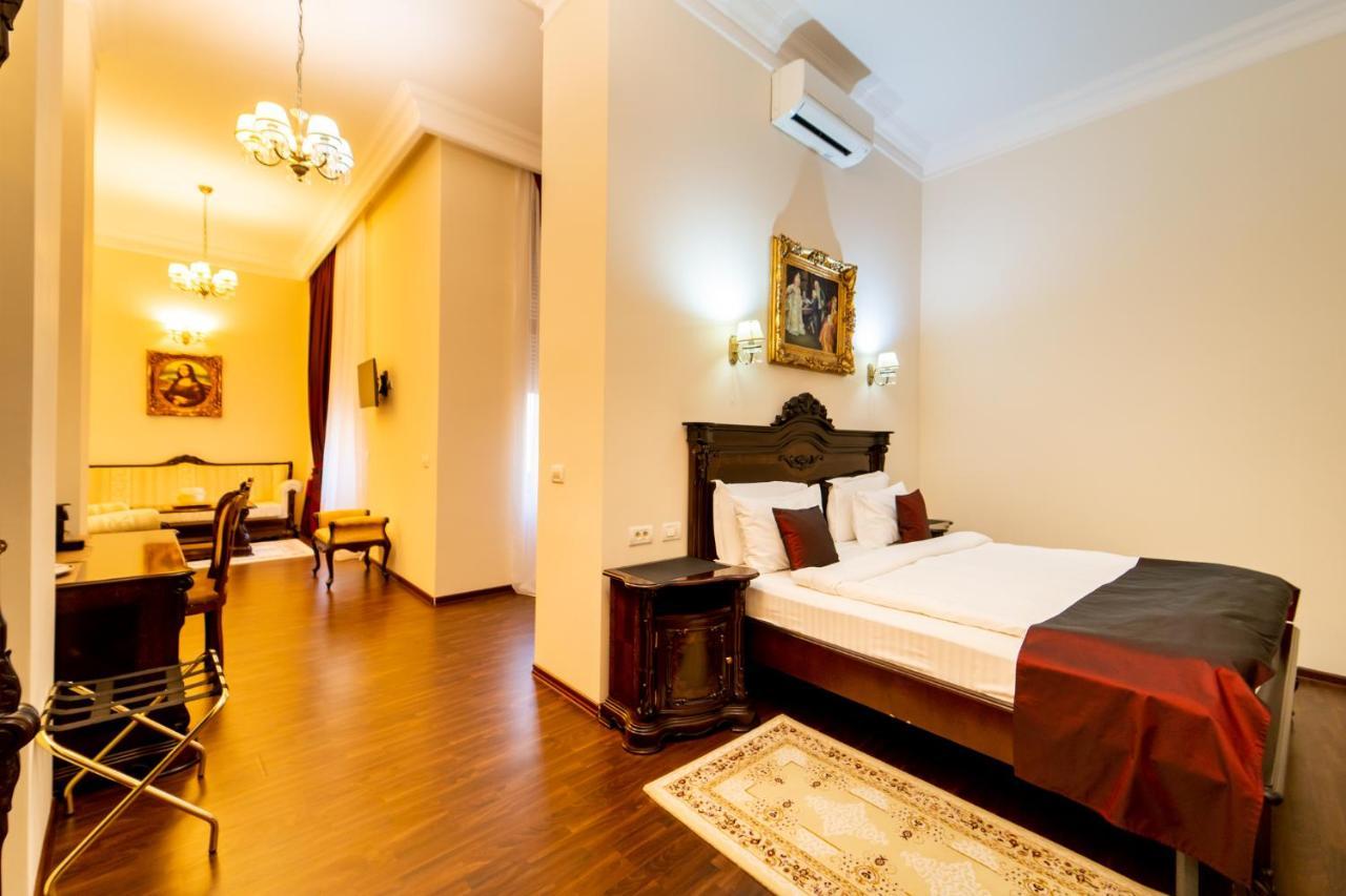 Picasso Boutique Hotel Arad Exterior foto